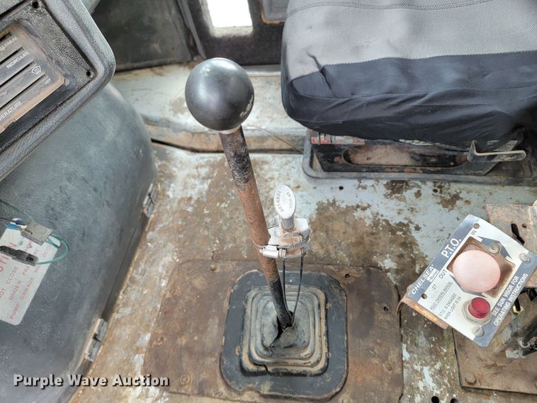 image for item ME9564 1986 GMC  water truck