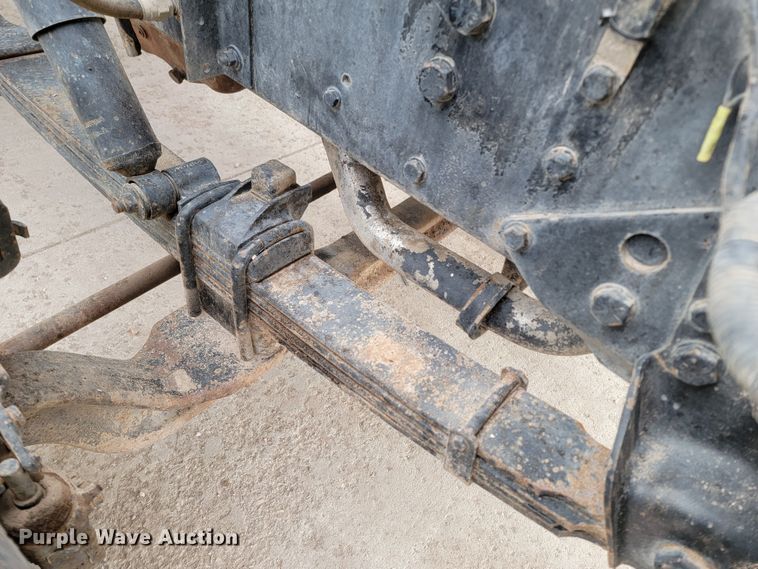 image for item ME9564 1986 GMC  water truck