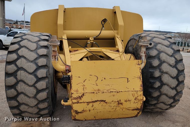 image for item ME9565 Caterpillar 621J  water wagon