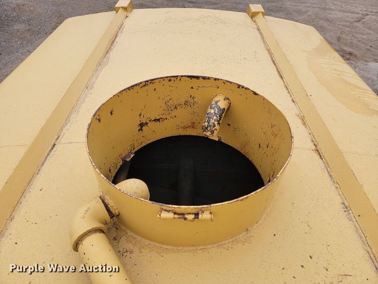 image for item ME9565 Caterpillar 621J  water wagon