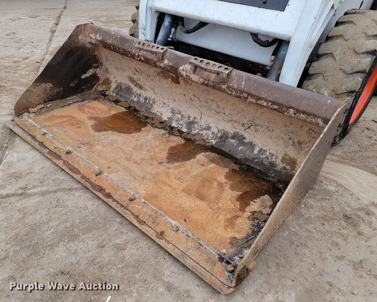 image for item ME9567 2008 Bobcat S185  skid steer loader