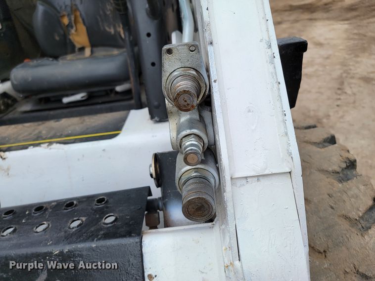 image for item ME9567 2008 Bobcat S185  skid steer loader