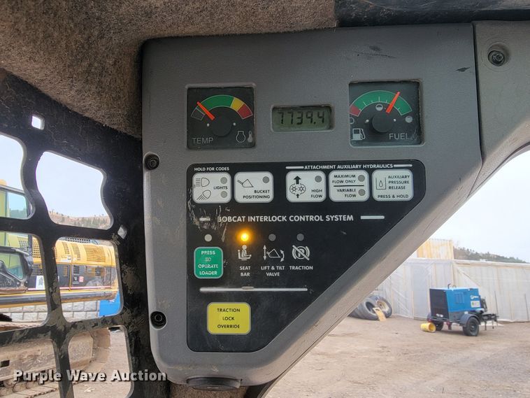 image for item ME9567 2008 Bobcat S185  skid steer loader