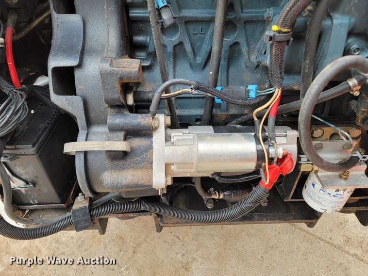 image for item ME9567 2008 Bobcat S185  skid steer loader