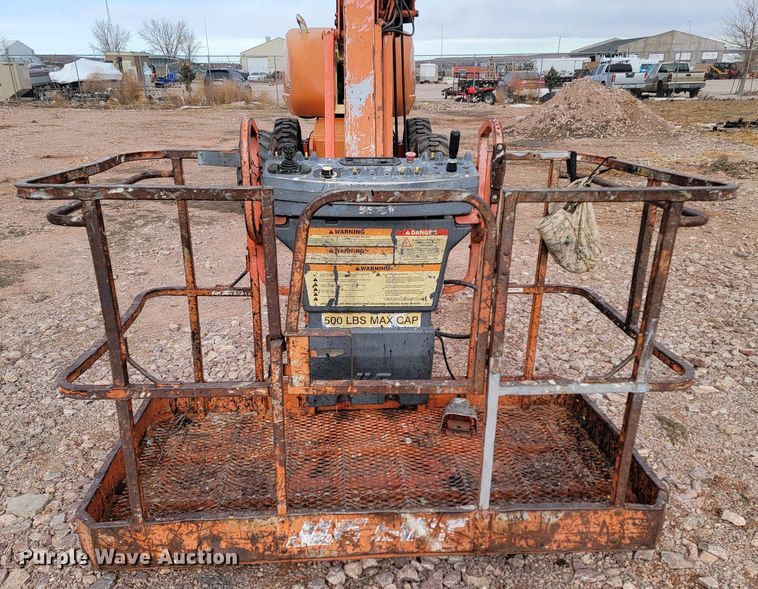 image for item ME9568 1998 JLG 600S  boom lift