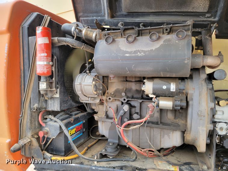 image for item ME9568 1998 JLG 600S  boom lift