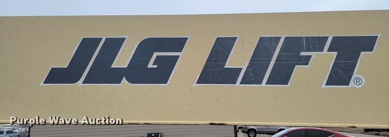 image for item ME9568 1998 JLG 600S  boom lift