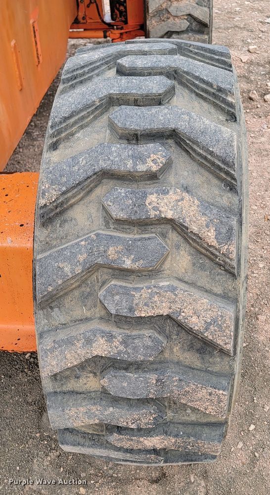 image for item ME9568 1998 JLG 600S  boom lift