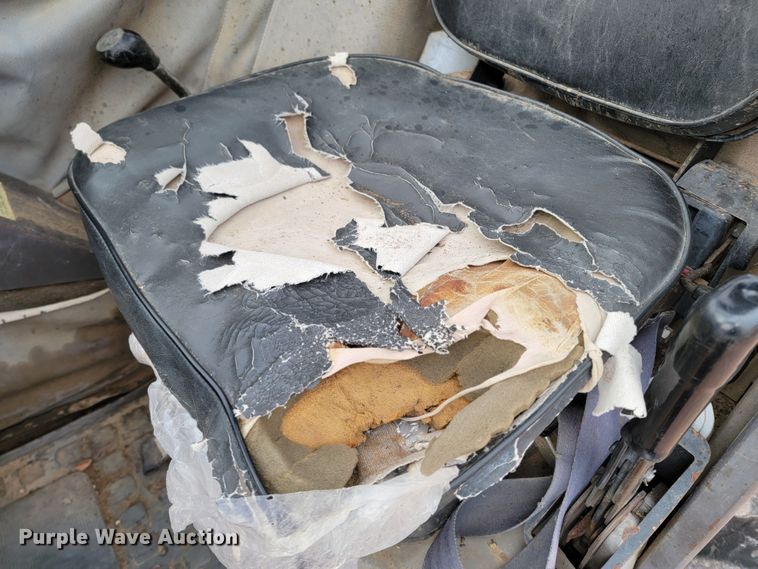 image for item ME9569 1994 Manitou MLT725  telehandler