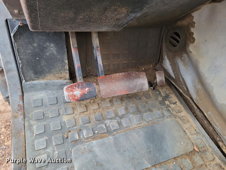 image for item ME9569 1994 Manitou MLT725  telehandler