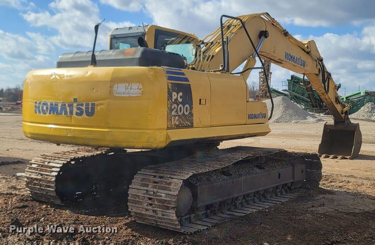 image for item MH9537 2006 Komatsu PC200LC-8  excavator