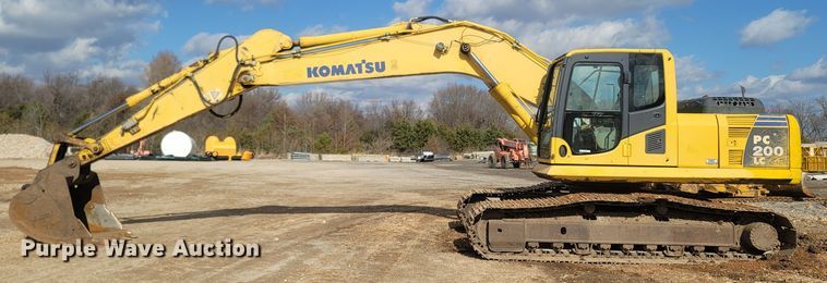 image for item MH9537 2006 Komatsu PC200LC-8  excavator
