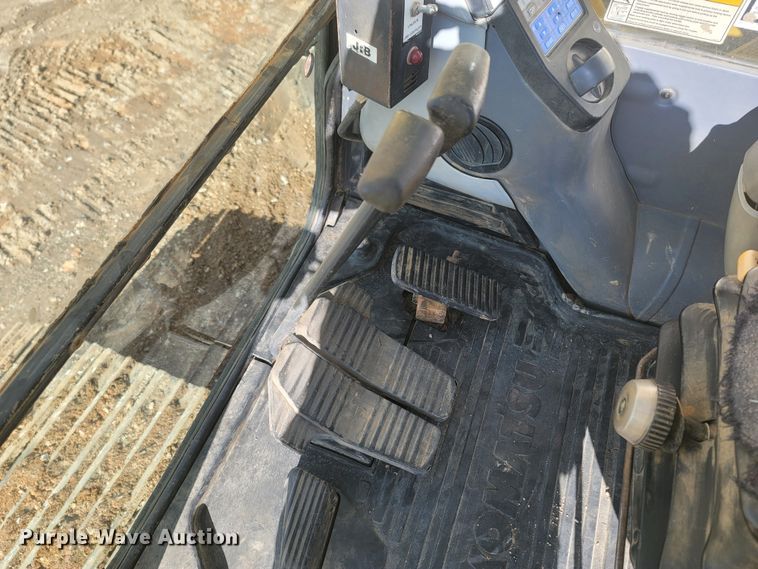 image for item MH9537 2006 Komatsu PC200LC-8  excavator