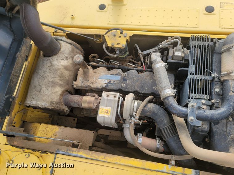 image for item MH9537 2006 Komatsu PC200LC-8  excavator