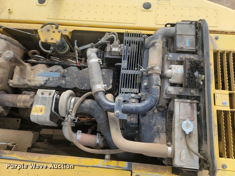 image for item MH9537 2006 Komatsu PC200LC-8  excavator