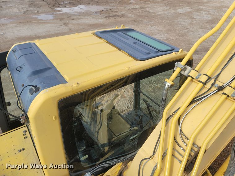 image for item MH9537 2006 Komatsu PC200LC-8  excavator