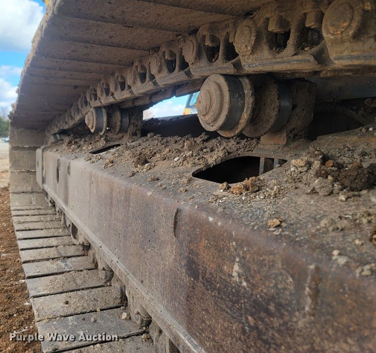 image for item MH9537 2006 Komatsu PC200LC-8  excavator