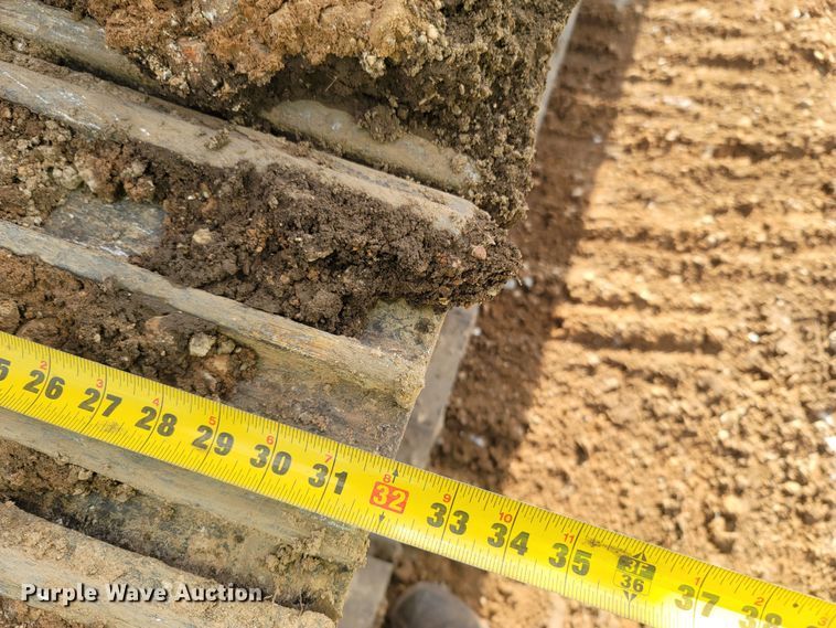 image for item MH9537 2006 Komatsu PC200LC-8  excavator