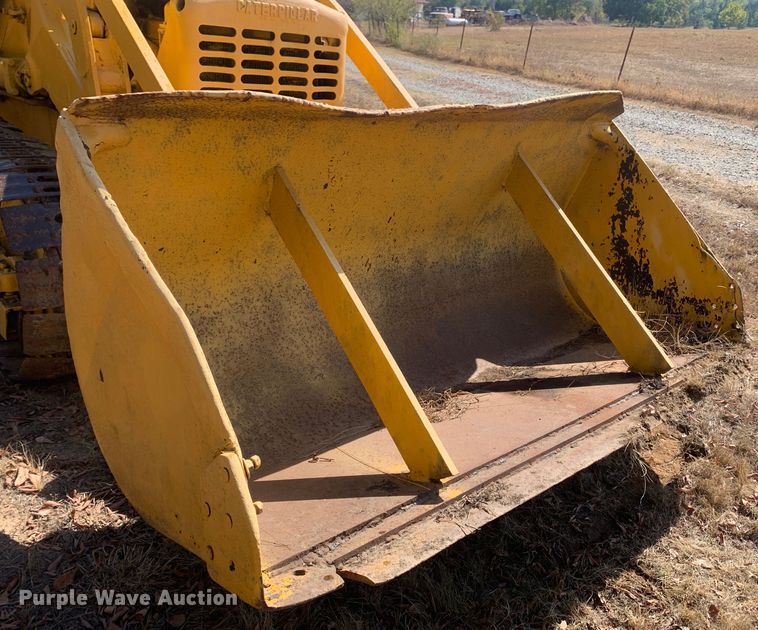 image for item MH9815 Caterpillar  track loader