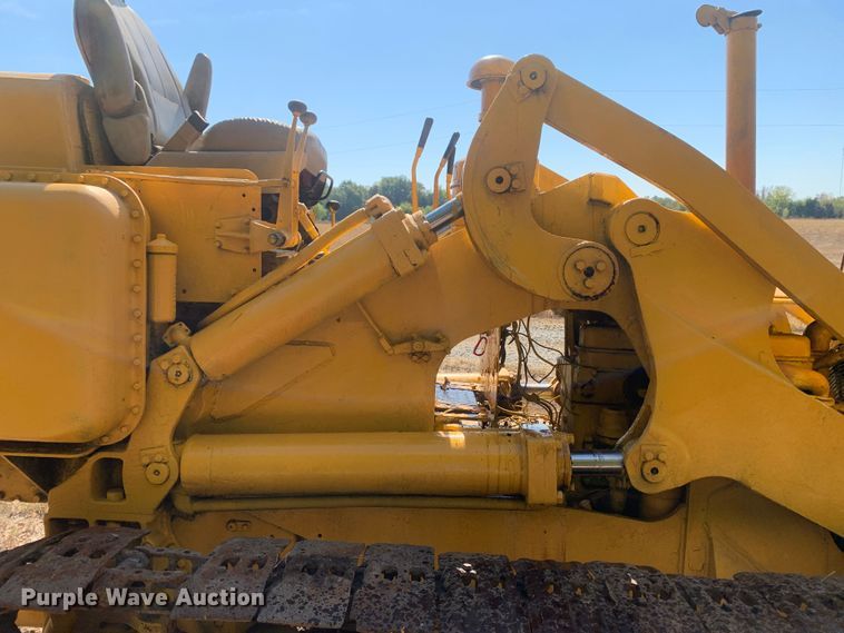 image for item MH9815 Caterpillar  track loader