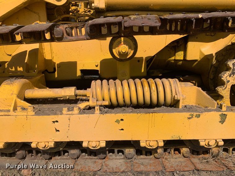 image for item MH9815 Caterpillar  track loader