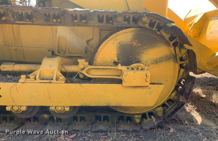 image for item MH9815 Caterpillar  track loader