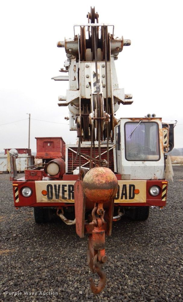 image for item MJ9843 1979 Link Belt HTC-50  crane