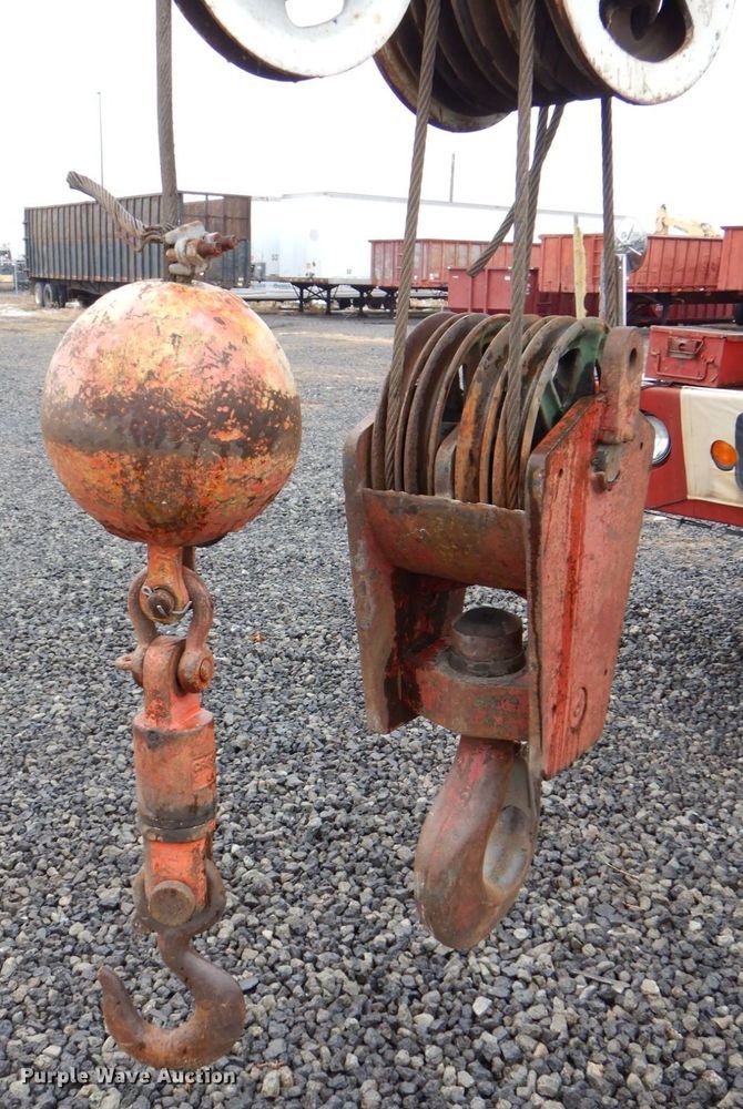 image for item MJ9843 1979 Link Belt HTC-50  crane