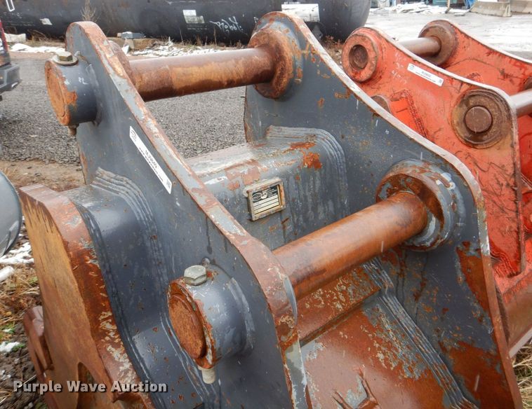 image for item MJ9849 Strickland SK350  excavator bucket