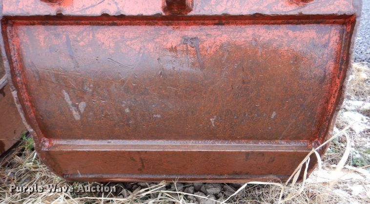 image for item MJ9850 CP  35"W excavator bucket