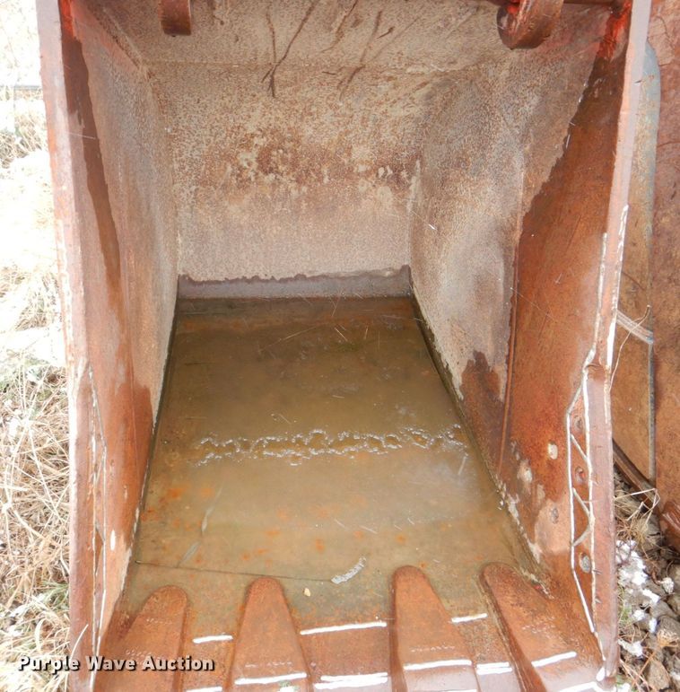 image for item MJ9850 CP  35"W excavator bucket