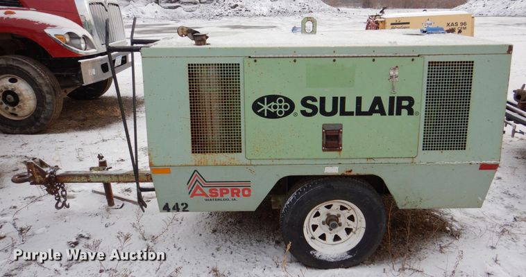 image for item MJ9852 Sullair 185DPQJD  air compressor
