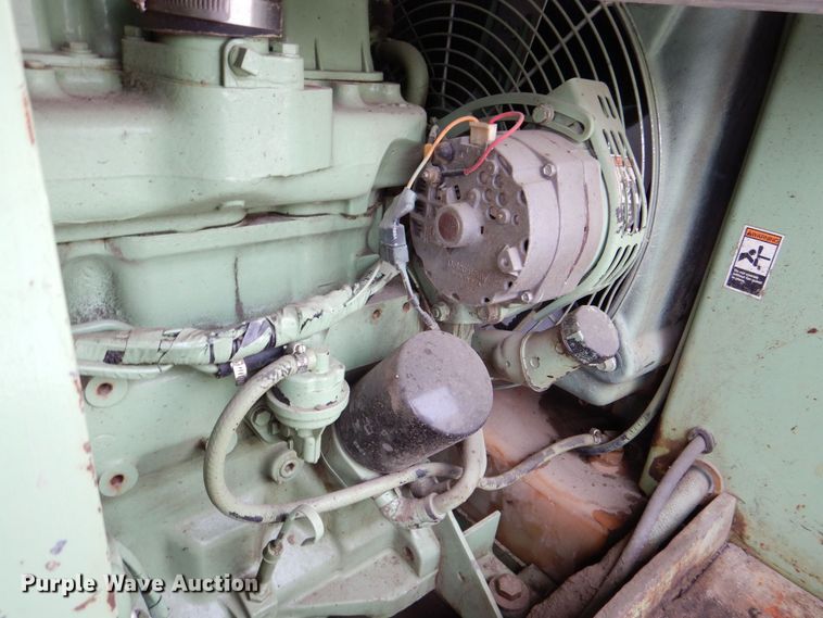 image for item MJ9852 Sullair 185DPQJD  air compressor