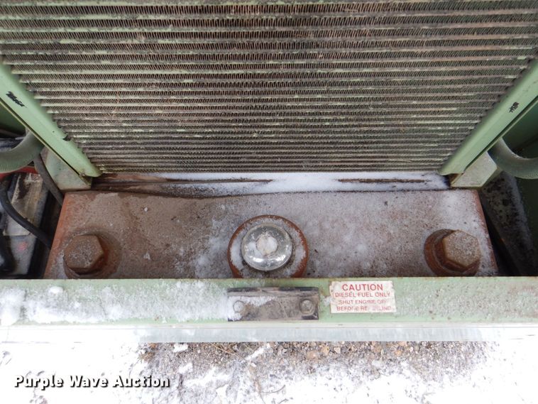 image for item MJ9852 Sullair 185DPQJD  air compressor