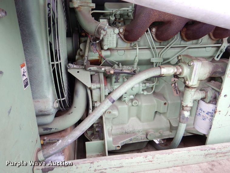 image for item MJ9852 Sullair 185DPQJD  air compressor