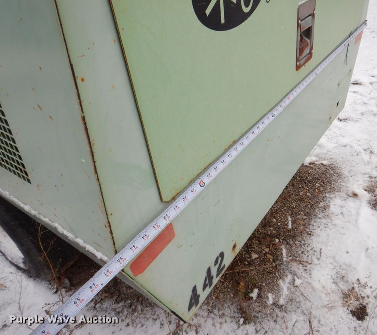 image for item MJ9852 Sullair 185DPQJD  air compressor