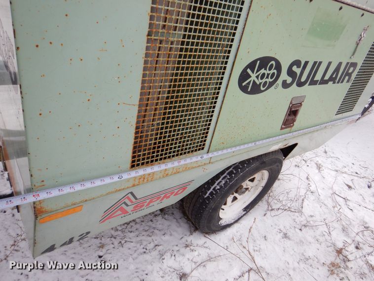 image for item MJ9852 Sullair 185DPQJD  air compressor