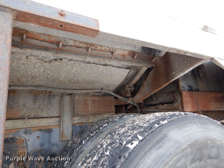 image for item MJ9853 1989 Ford L9000  water truck