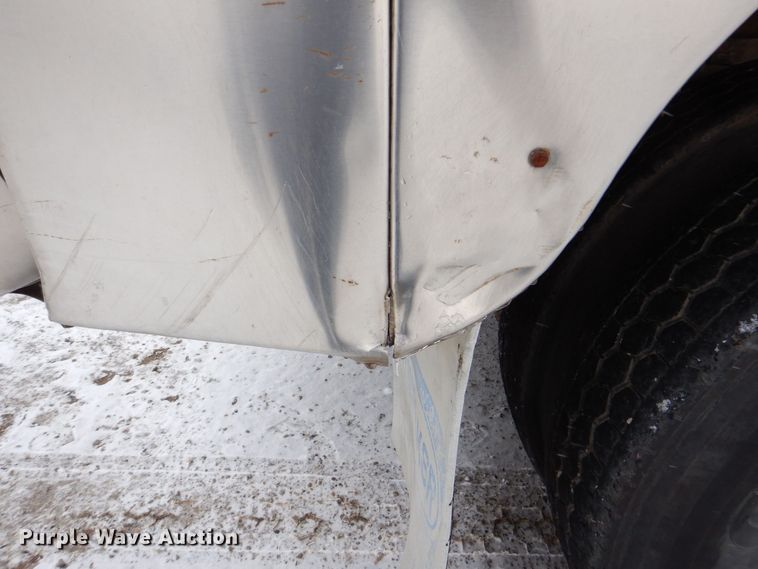 image for item MJ9853 1989 Ford L9000  water truck