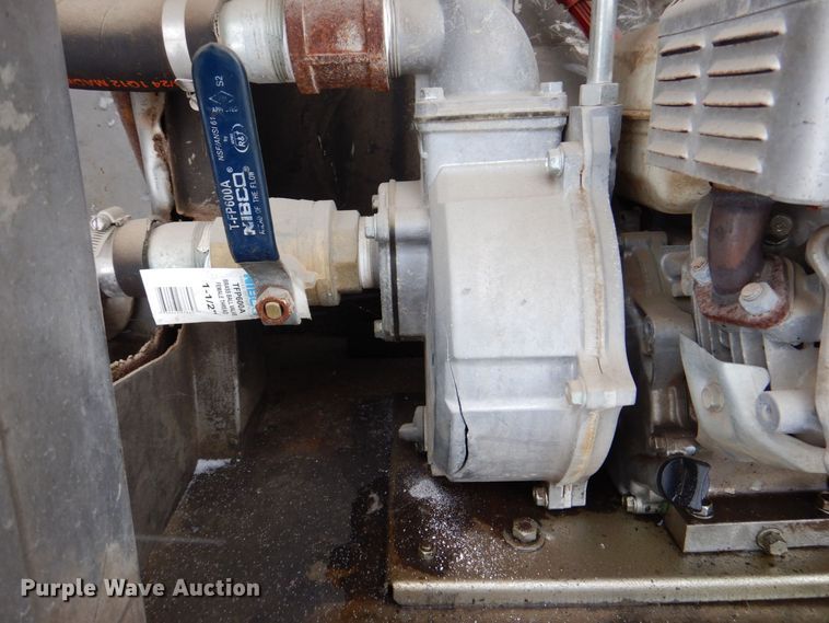 image for item MJ9853 1989 Ford L9000  water truck