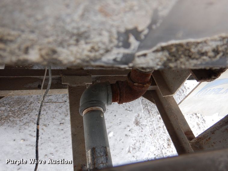 image for item MJ9853 1989 Ford L9000  water truck