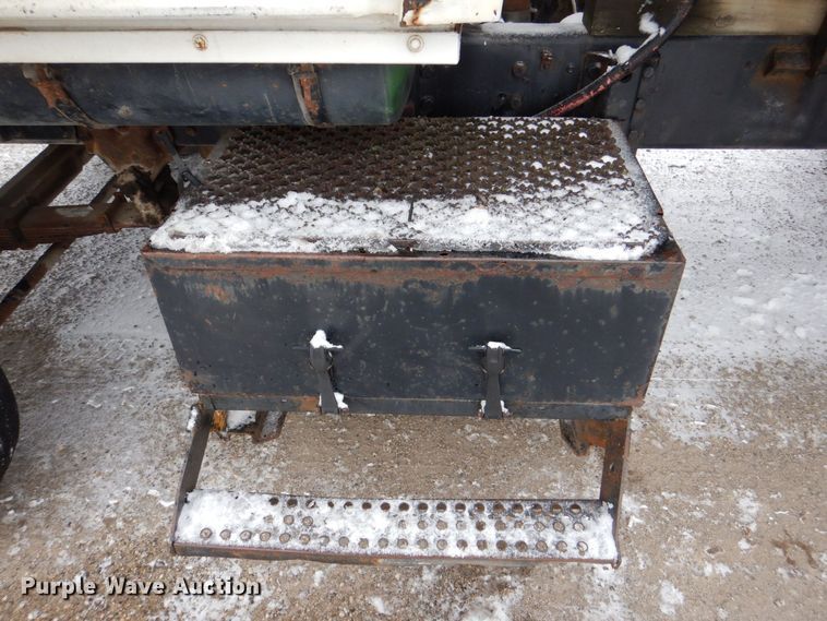 image for item MJ9853 1989 Ford L9000  water truck