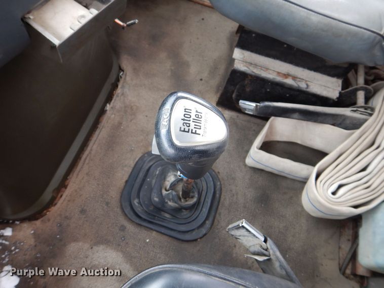 image for item MJ9853 1989 Ford L9000  water truck