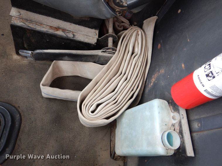 image for item MJ9853 1989 Ford L9000  water truck