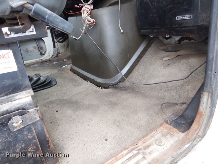 image for item MJ9853 1989 Ford L9000  water truck