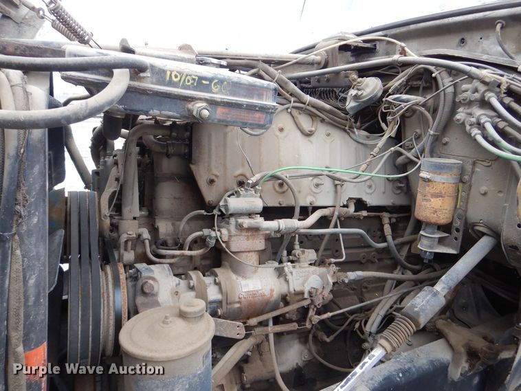 image for item MJ9853 1989 Ford L9000  water truck