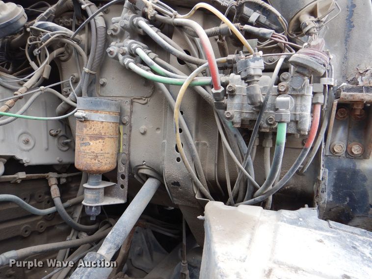 image for item MJ9853 1989 Ford L9000  water truck