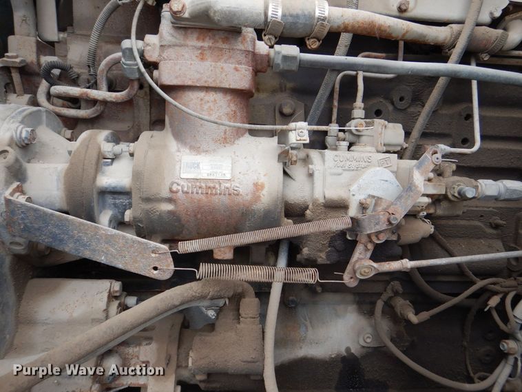 image for item MJ9853 1989 Ford L9000  water truck