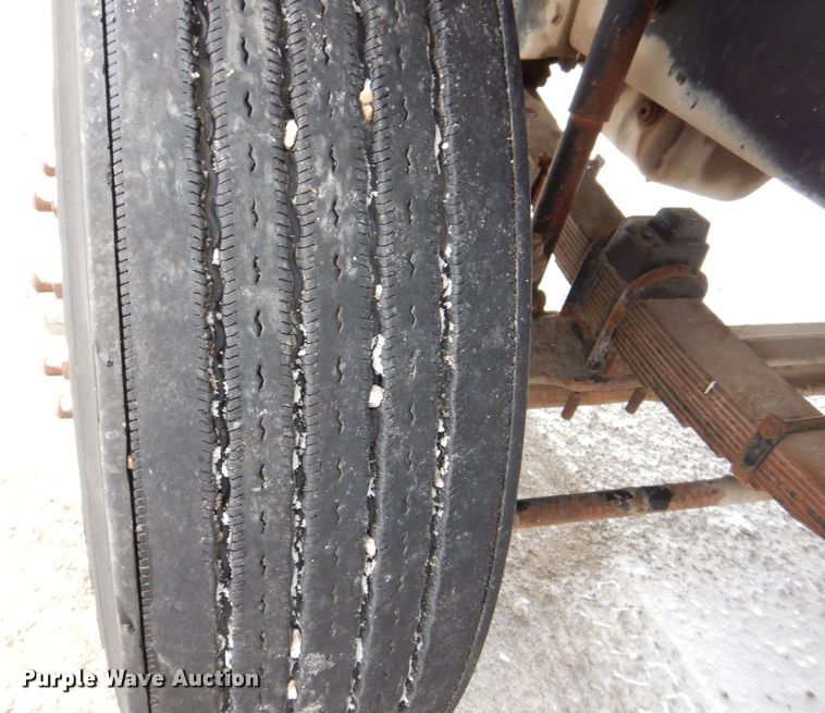 image for item MJ9853 1989 Ford L9000  water truck