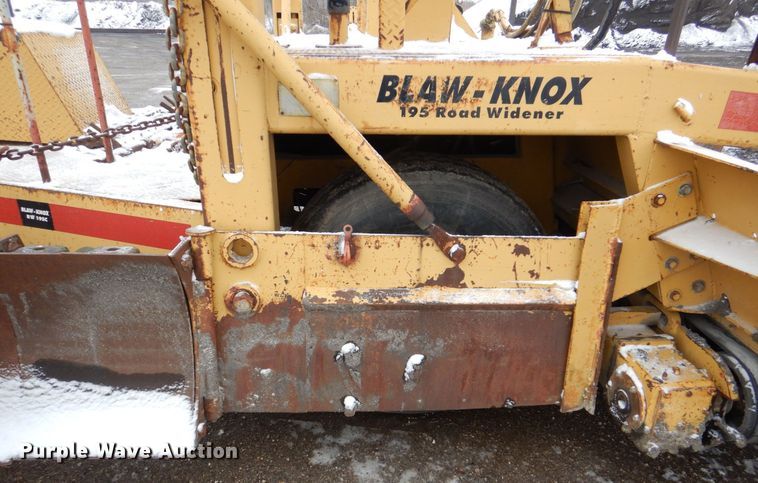 image for item MJ9854 Blaw-Knox RW195C  road widener